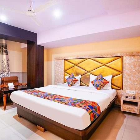 Fabhotel Everest Vashi Esterno foto