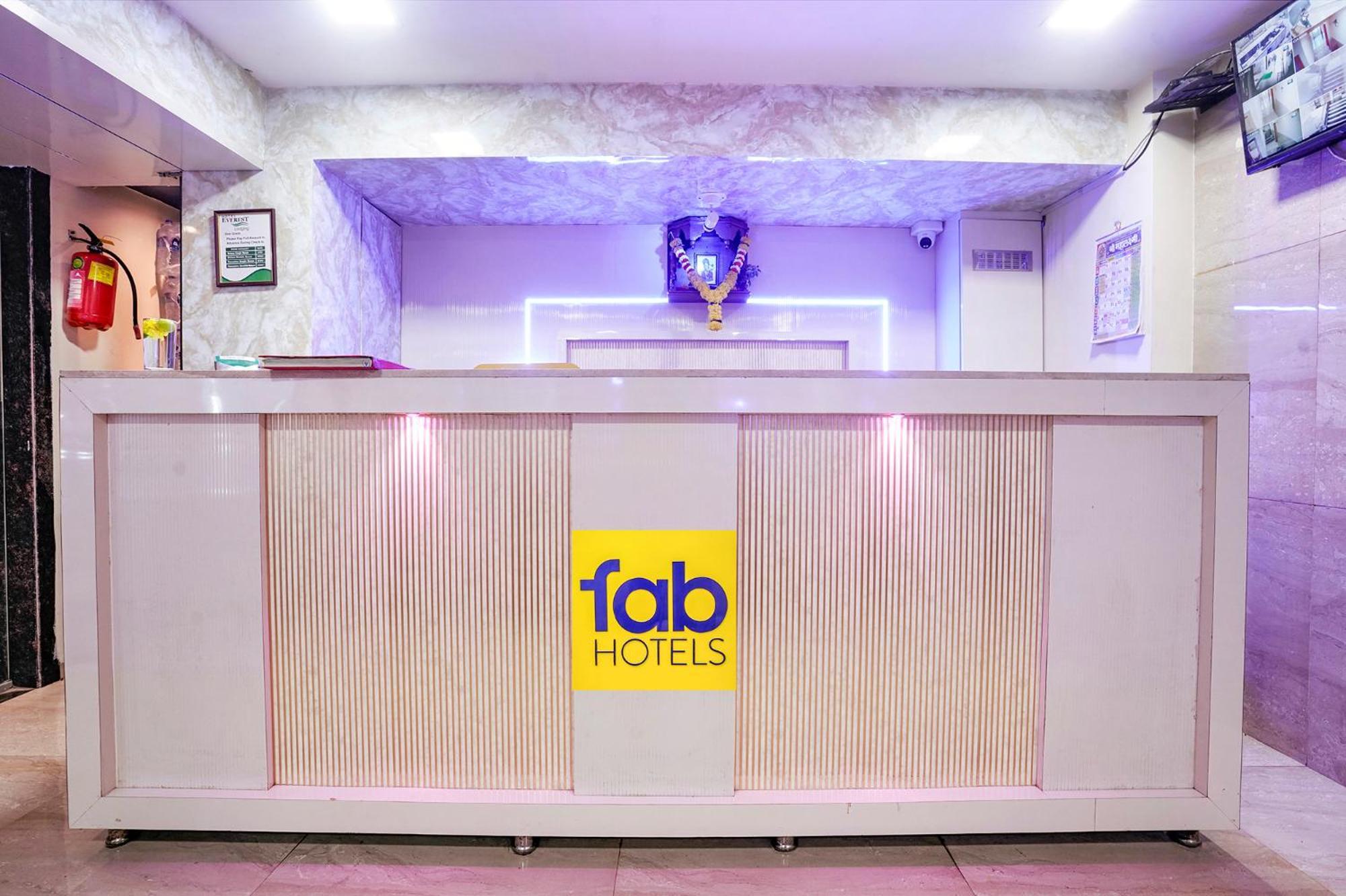 Fabhotel Everest Vashi Esterno foto