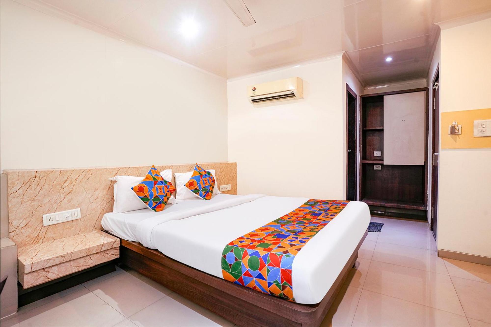 Fabhotel Everest Vashi Esterno foto