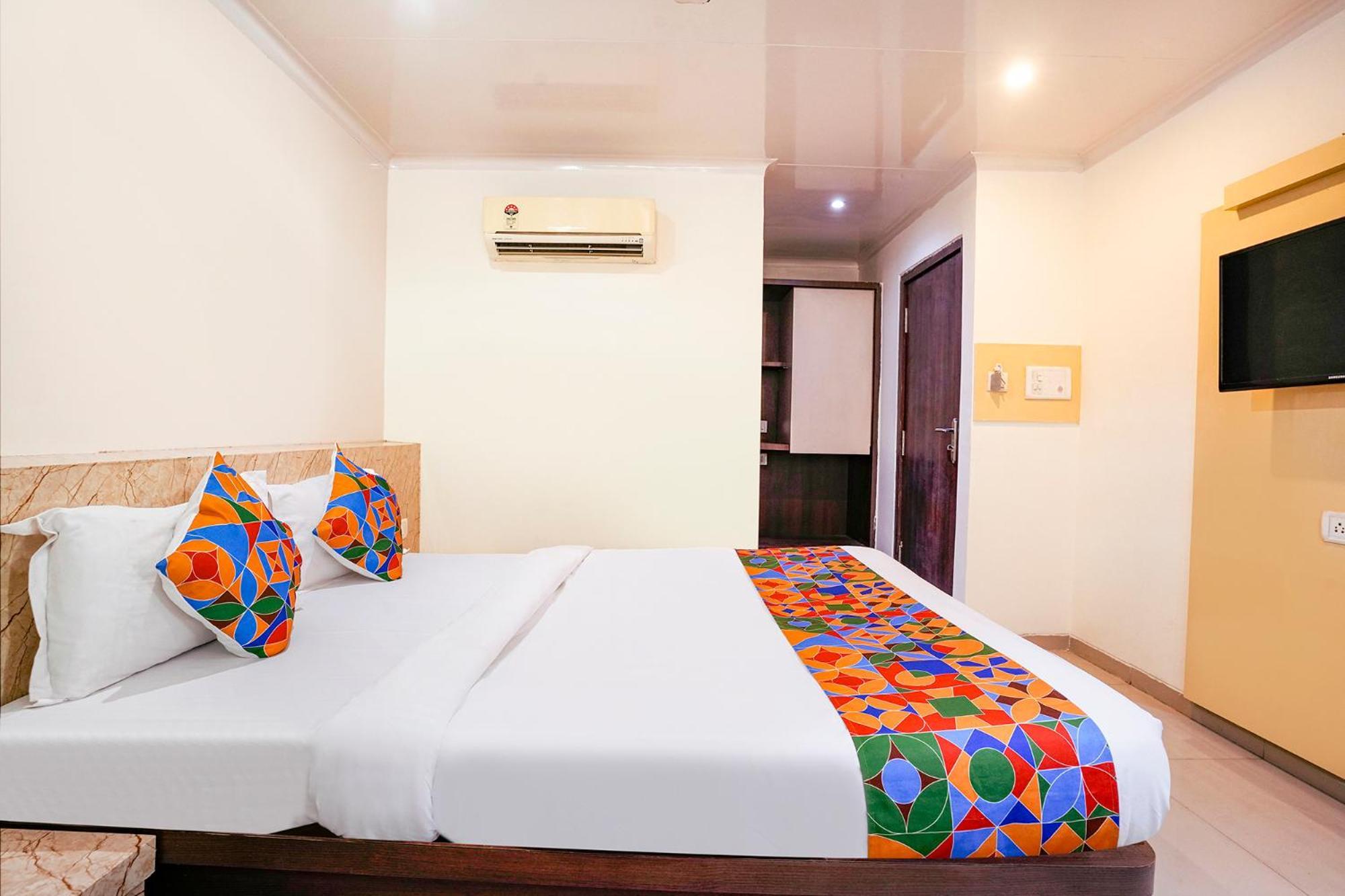 Fabhotel Everest Vashi Esterno foto