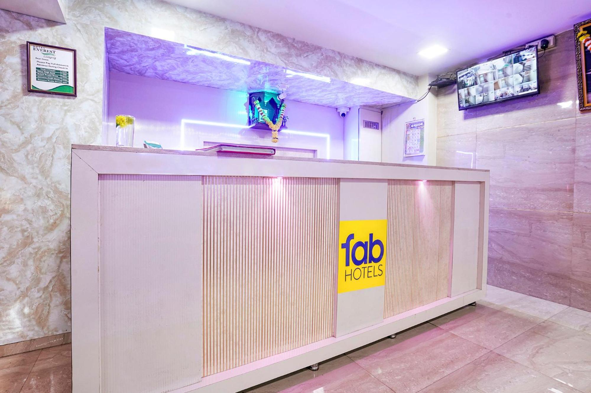Fabhotel Everest Vashi Esterno foto